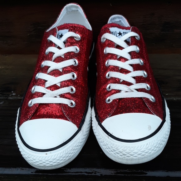 sparkle red converse